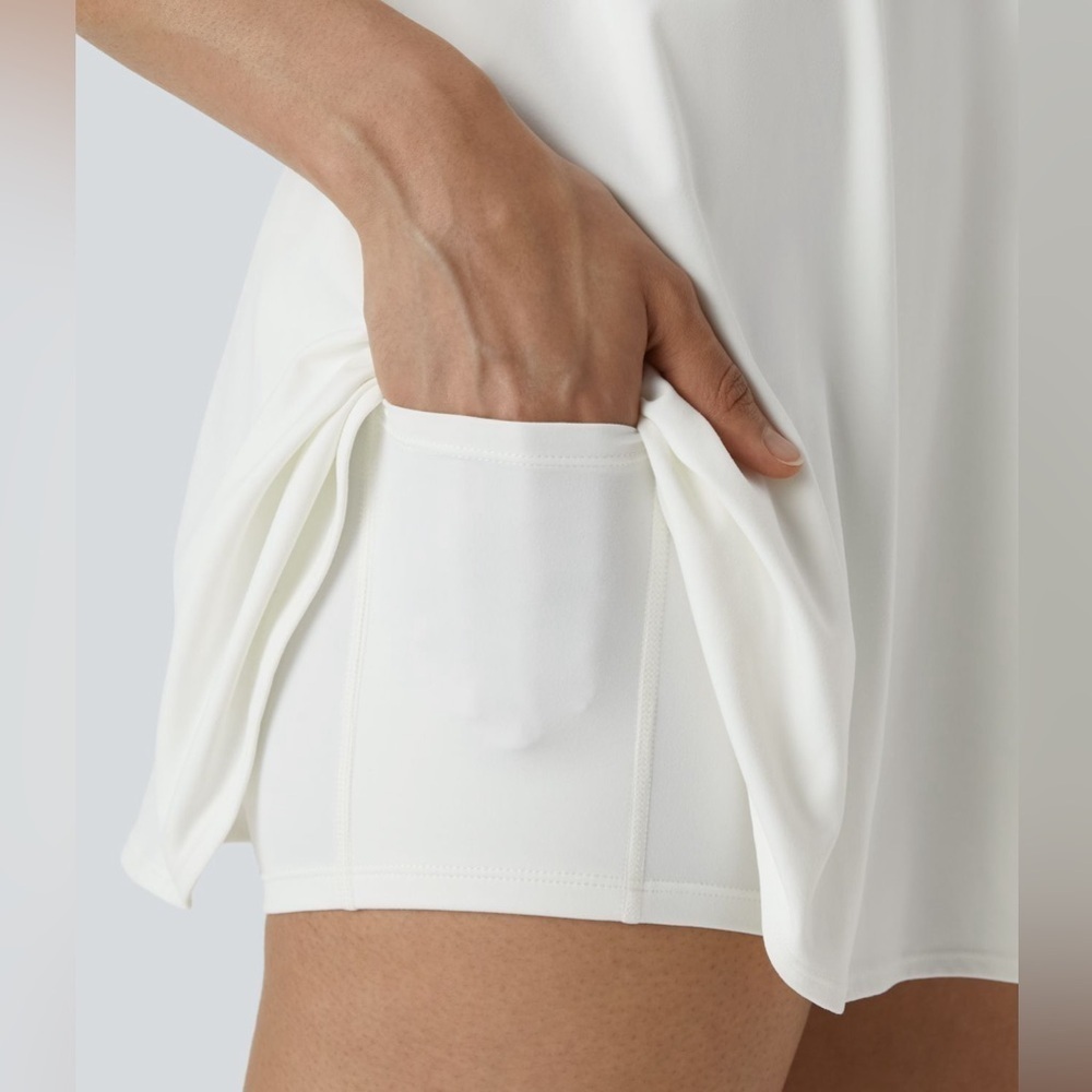 Halara Softlyzero™ Plush Backless Crisscross 2-Pi… - image 4